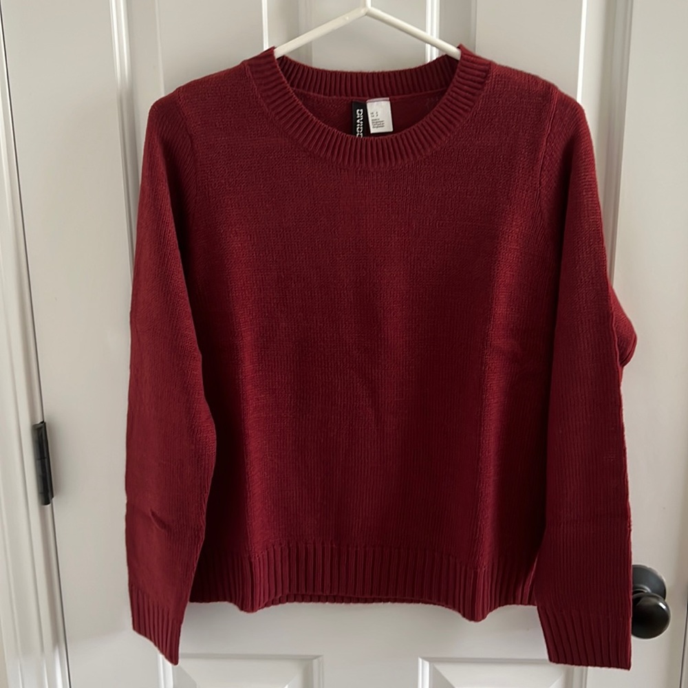 H&M Burgundy Knit Sweater